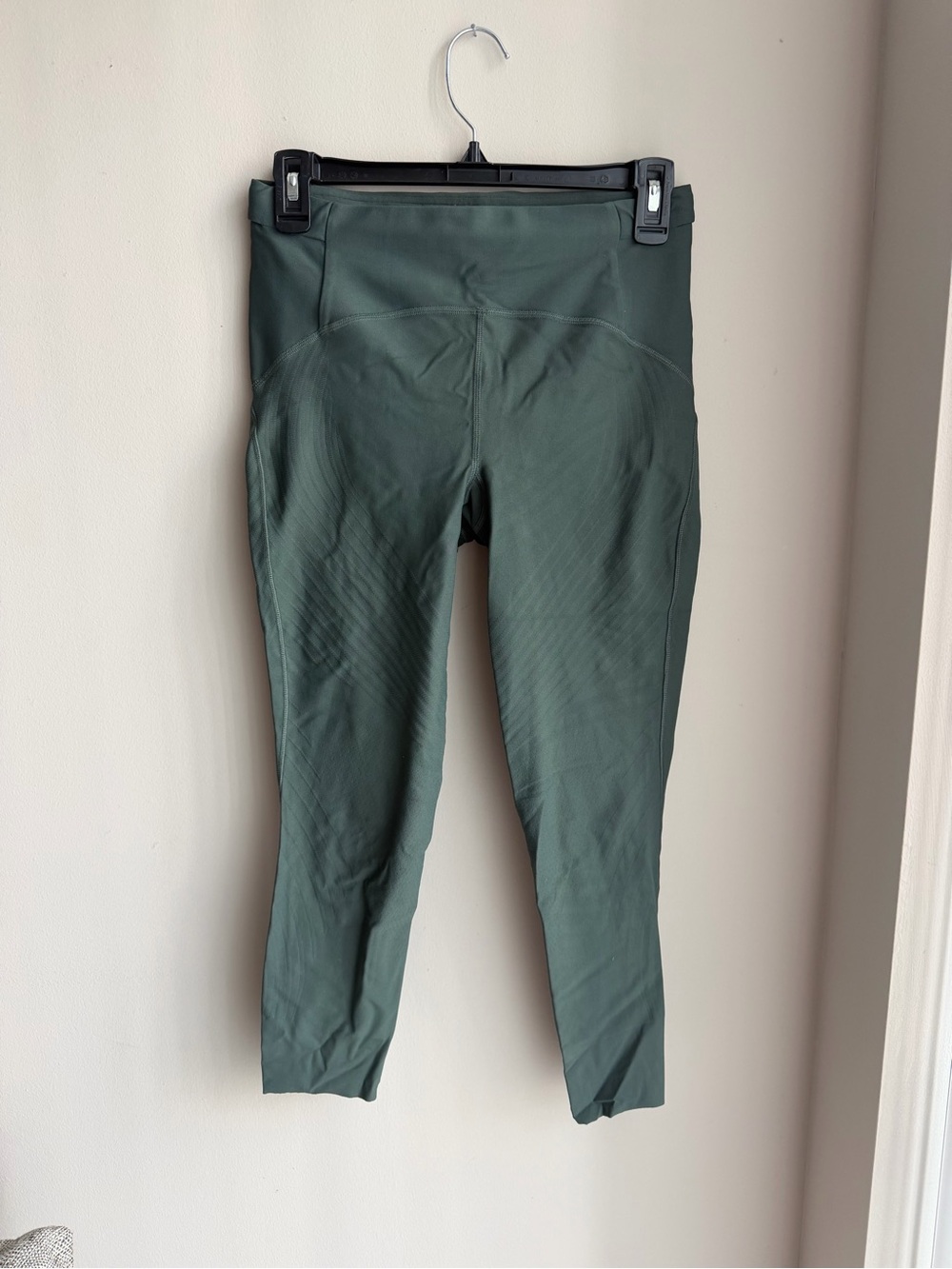 Lululemon SenseKnit High-Rise Running Crop 23”